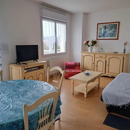 Ideal Quartier Des Demoiselles : Plage, Commerces, Parking Prive - Fr-1-323-476 * Saint-Jean-de-Monts