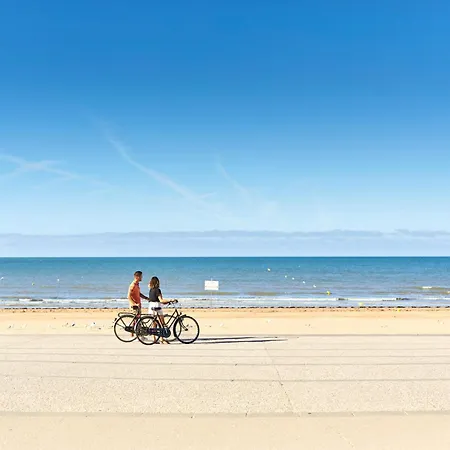 Ideal Quartier Des Demoiselles : Plage, Commerces, Parking Prive - Fr-1-323-476 Daire